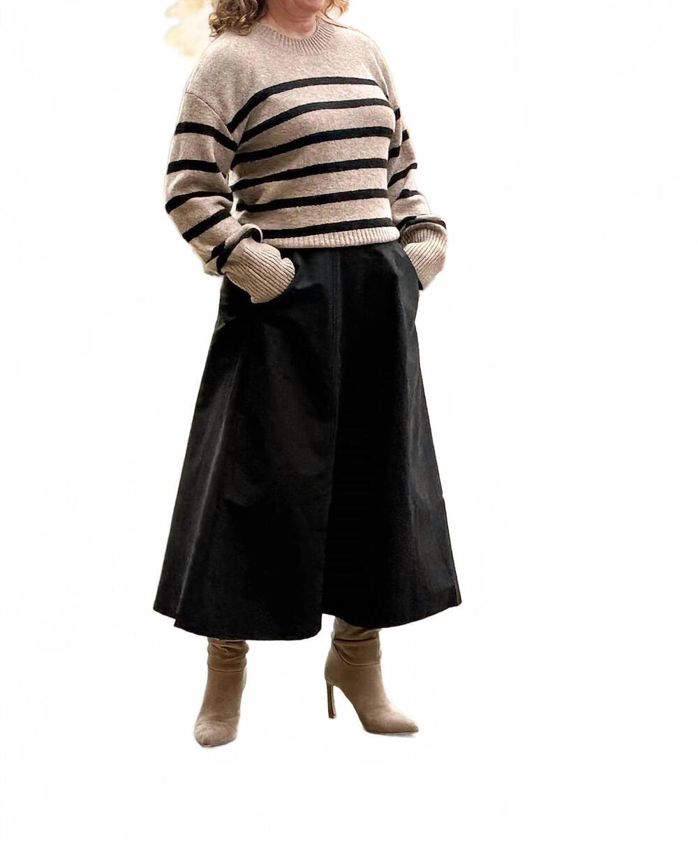 NEW ELLE GREY kira flared skirt in black